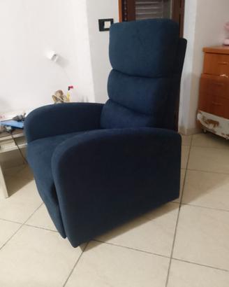 poltrona con rotelle  reclinabile 
