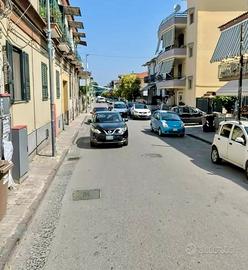 3v+2acc. Con posto auto