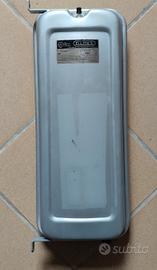 Vaso espansione 8l rettangolare