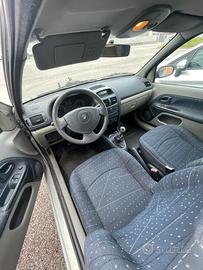 Renault clio 3P 1.2 BZ