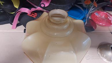 vecchio lampadario vintage cucina soffitto appeso