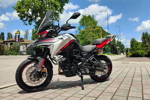Benelli trk 702