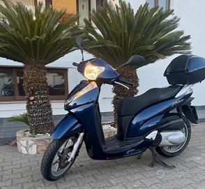Honda SH 300