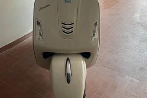 Piaggio vespa gts 300 per ricambi 2016 km 2500