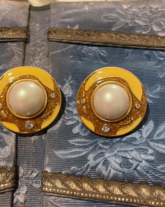 Orecchini Vintage con Perla e Smalto Dorato
