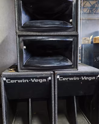 impianto audio subwoofer Cerwin Vega 3 vie