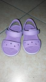 Sandalo crocs e  scarpa bimbo