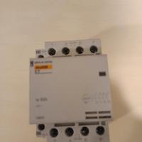 contattore 4 poli 