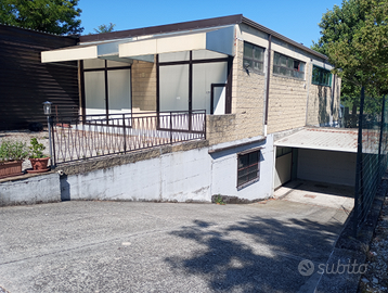 2 immobili con terreno edificabile