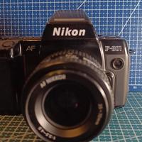 Macchina fotografica analogica Nikon