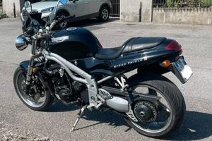 Triumph speed triple