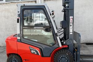 Carrello Elevatore Diesel HELI