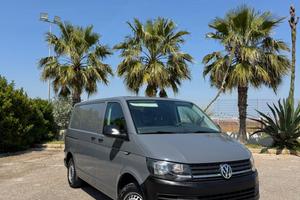 Volkswagen Transporter 2.0 TDI 150CV DSG CAMBIO AU