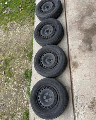 Gomme 195/65/15