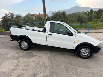 Fiat strada 1.9 D 115.000 km  anno 2001