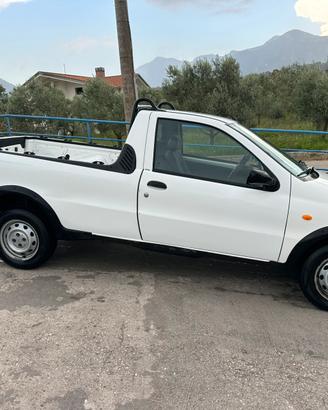 Fiat strada 1.9 D 115.000 km  anno 2001