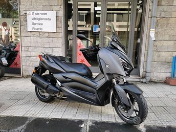 Yamaha X-Max 300