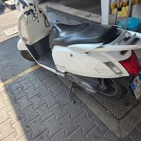 kymco like 200i 