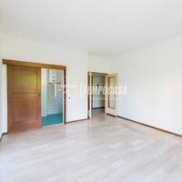 VENDITA TRILOCALE IN ZONA BEN SERVITA