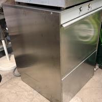 lavastoviglie professionale cn pompa di scarico