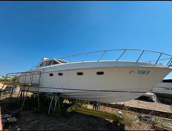 barca ferretti altura 38 roadster