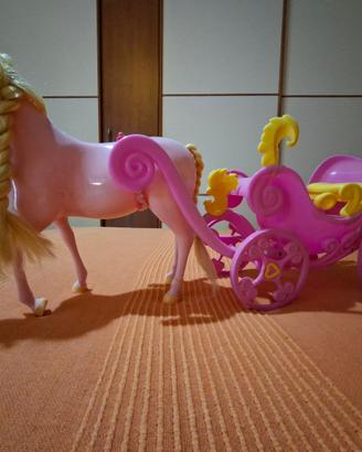 Cavallo con carrozza di Winx Bloom Principessa