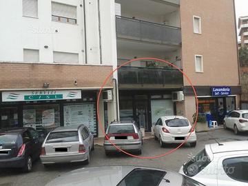 Locale Commerciale CAT - C1