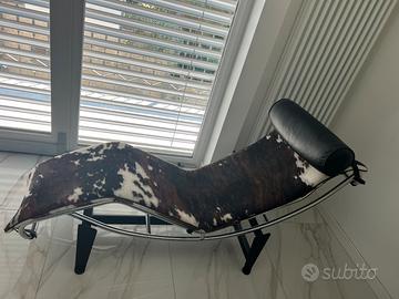 Chaise Longue stile Le Corbusier