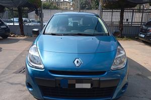 Renault Clio 1.2 16V 5 porte Confort permute