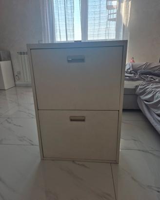 Mobiletto scarpiera