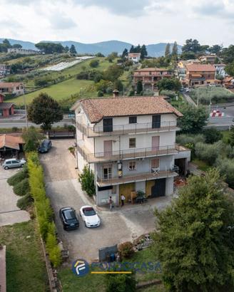 SAN CESAREO: VILLA UNIFAMILIARE