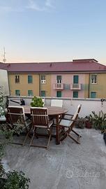Tavolo da giardino in tek esotico con 6 sedie