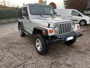 Jeep Wrangler Tj 2400