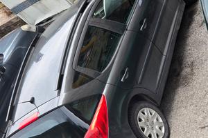 Peugeot 207 sw 2009 da riparare