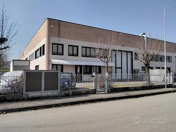 Capannone a Casalgrande, 4 locali