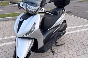 Piaggio Beverly HPE 300