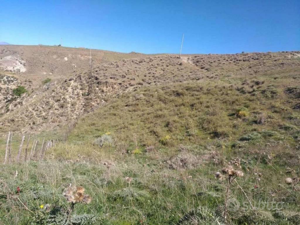 Immobile in asta di 448972 m² a Villarosa - Vista 3