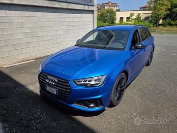 AUDI A4 - S-Line dentro/fuori - 2019