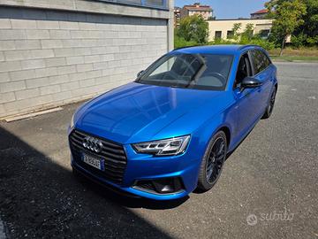 AUDI A4 - S-Line dentro/fuori - 2019
