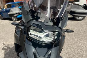 BMW F850GS TRIPLE BLACK