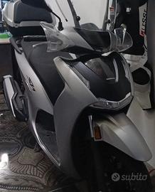 Honda sh 350