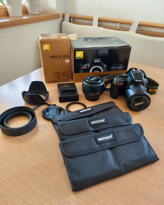 Nikon D5600 + AF-P DX 18-55mm + AF-S DX 35mm