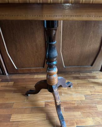 Tavolino a scacchiera