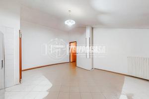 BILOCALE CON TERRAZZO ABITABILE E ASCENSORE IN PIE