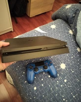 PS4 500GB + controller originale + 5 giochi FIFA