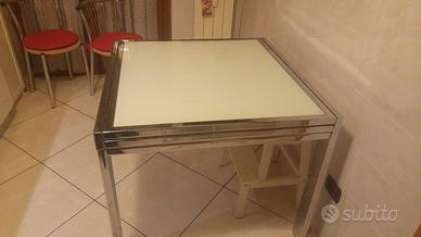 Tavolo soggiorno cucina