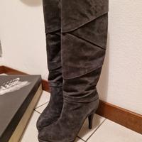 Stivali donna Geox scamosciati