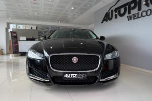 JAGUAR XF 2.0 D 180 CV aut. Pure