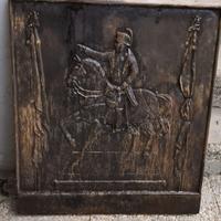 Piastra in gisa per camino