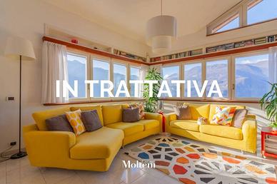Appartamento di 212 m² con 5 locali e box auto a A